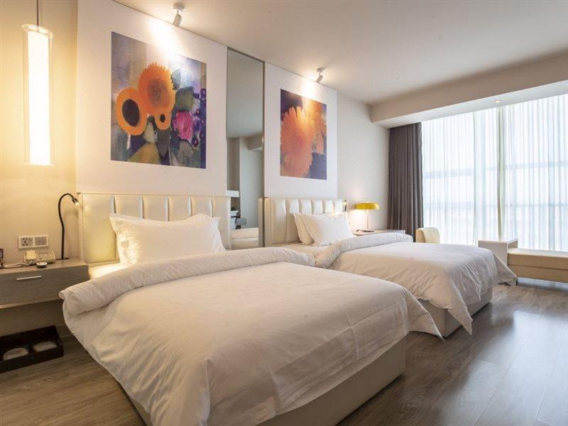 Metropolo Jin Jiang Hotels Turpan Administrative The Heart Of Pai Exterior photo