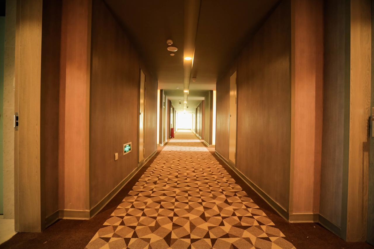 Metropolo Jin Jiang Hotels Turpan Administrative The Heart Of Pai Exterior photo