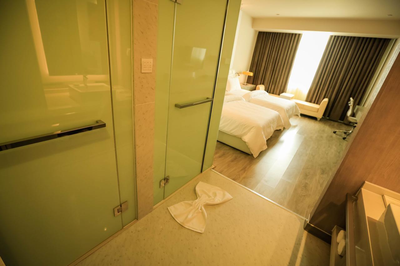 Metropolo Jin Jiang Hotels Turpan Administrative The Heart Of Pai Exterior photo